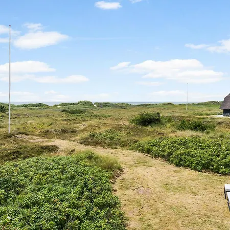 4 Bedroom Lovely In Holiday home